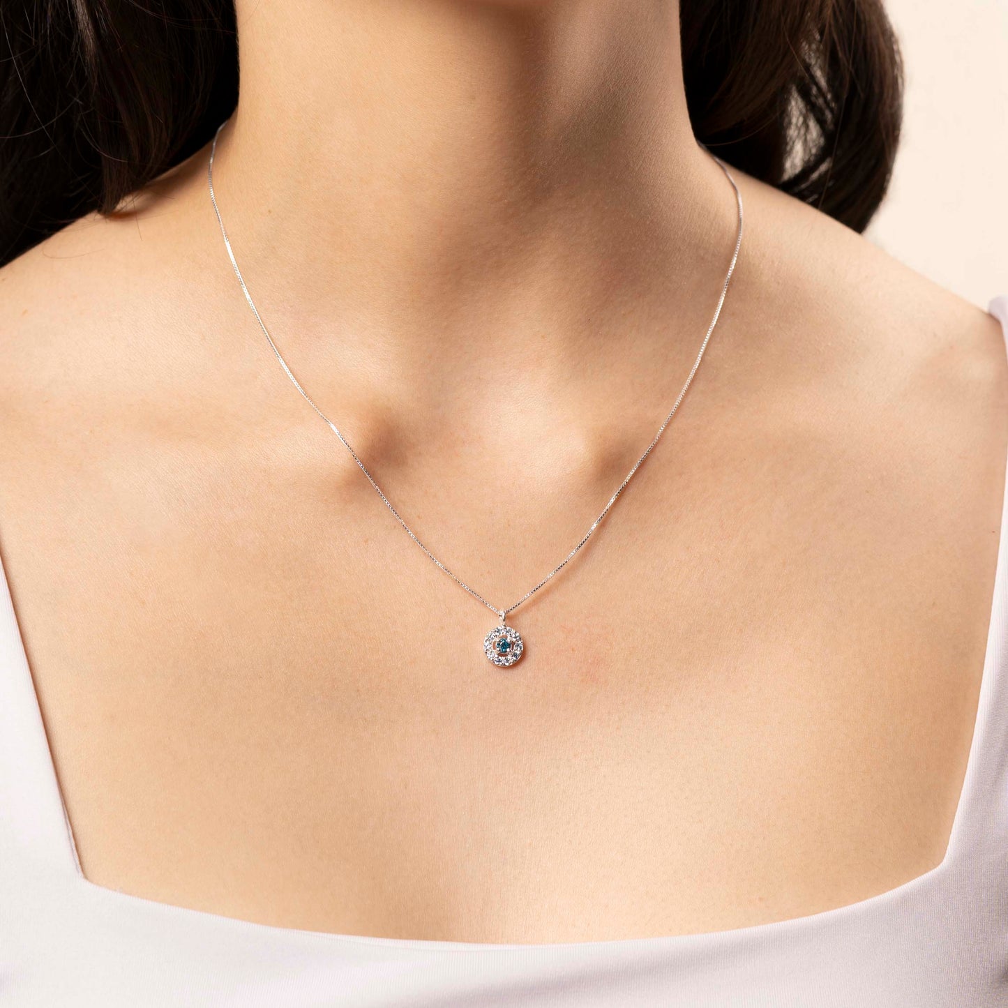 COLLAR INTI