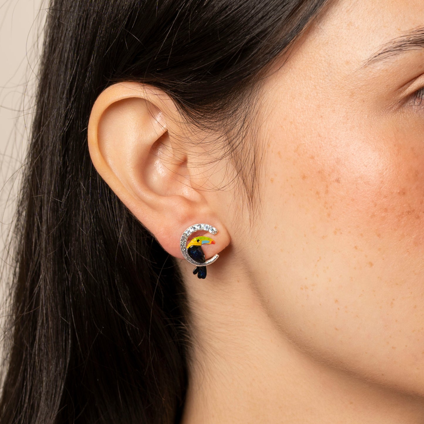 ARETES TUKAN