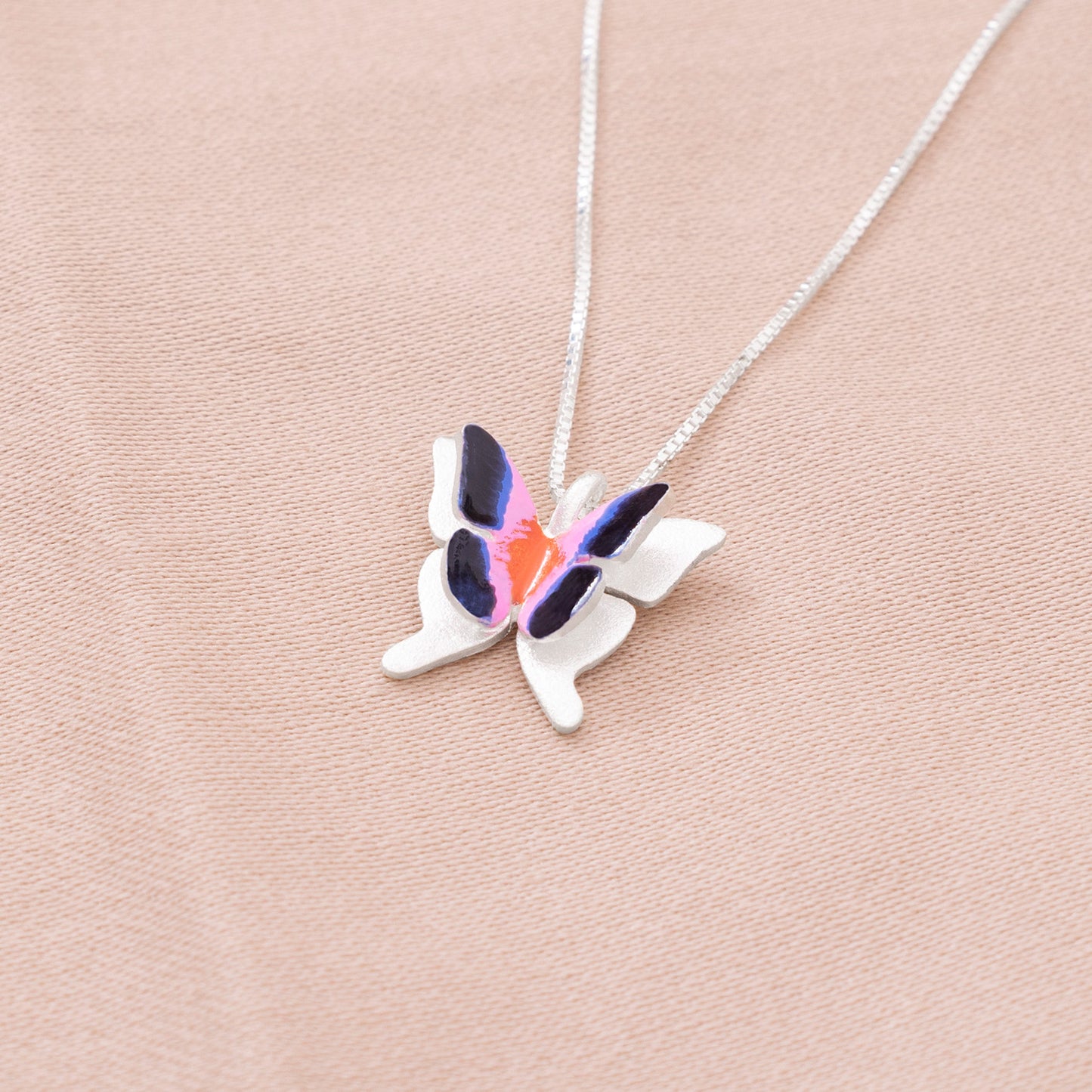 COLLAR MARIPOSA MARCELLA