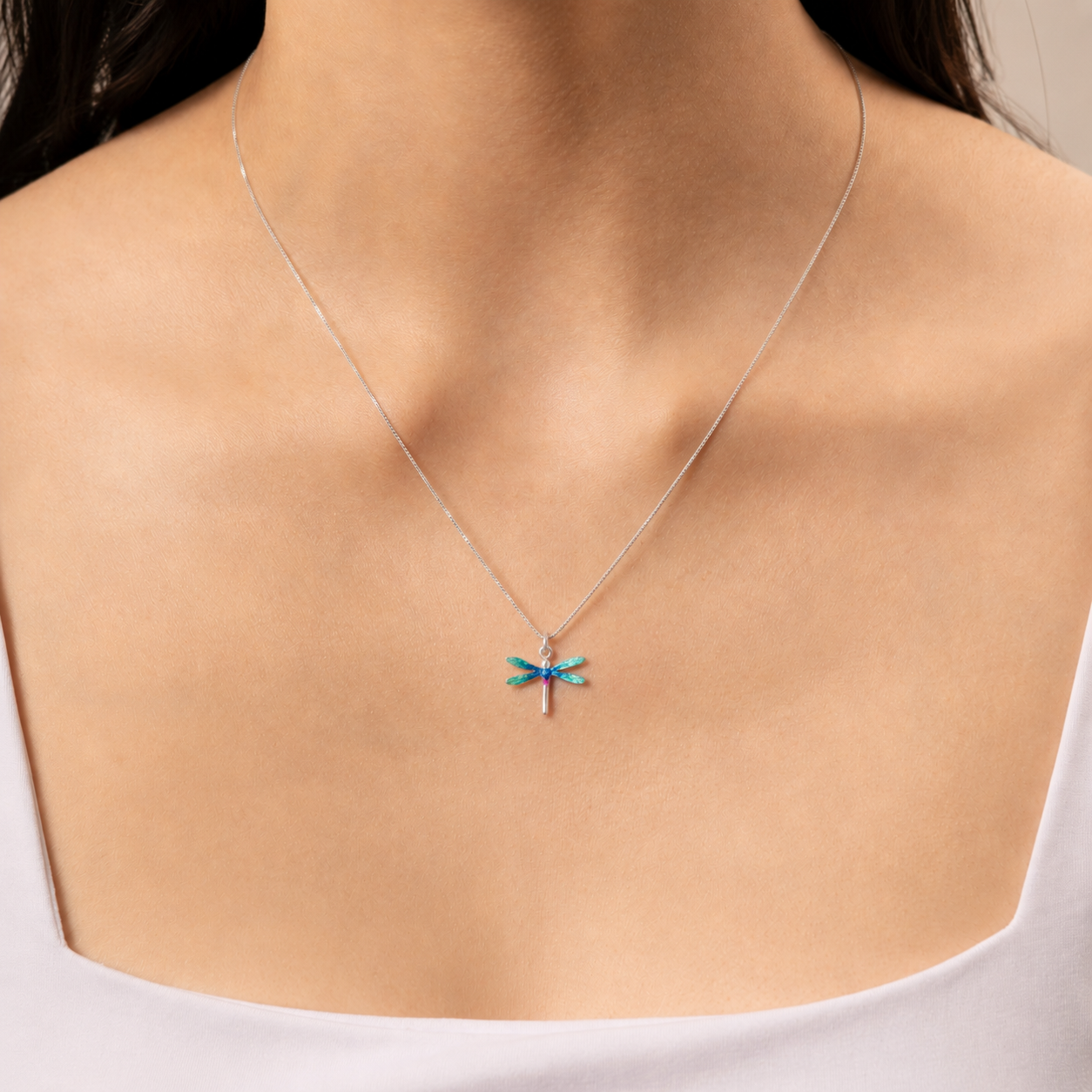 COLLAR LIBÉLULA AURORA