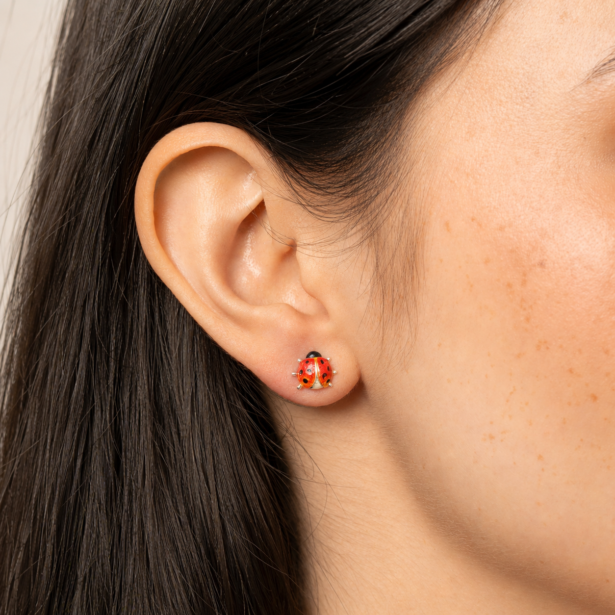 ARETES MARIQUITA