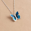 COLLAR MARIPOSA LUMINARIA AZUL