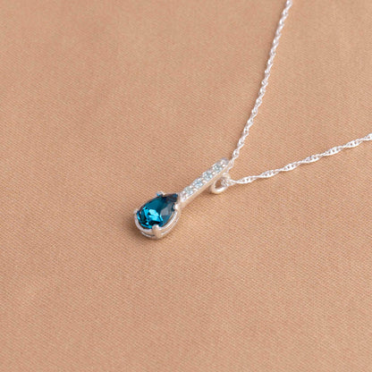 COLLAR BASTONES DE GOTA