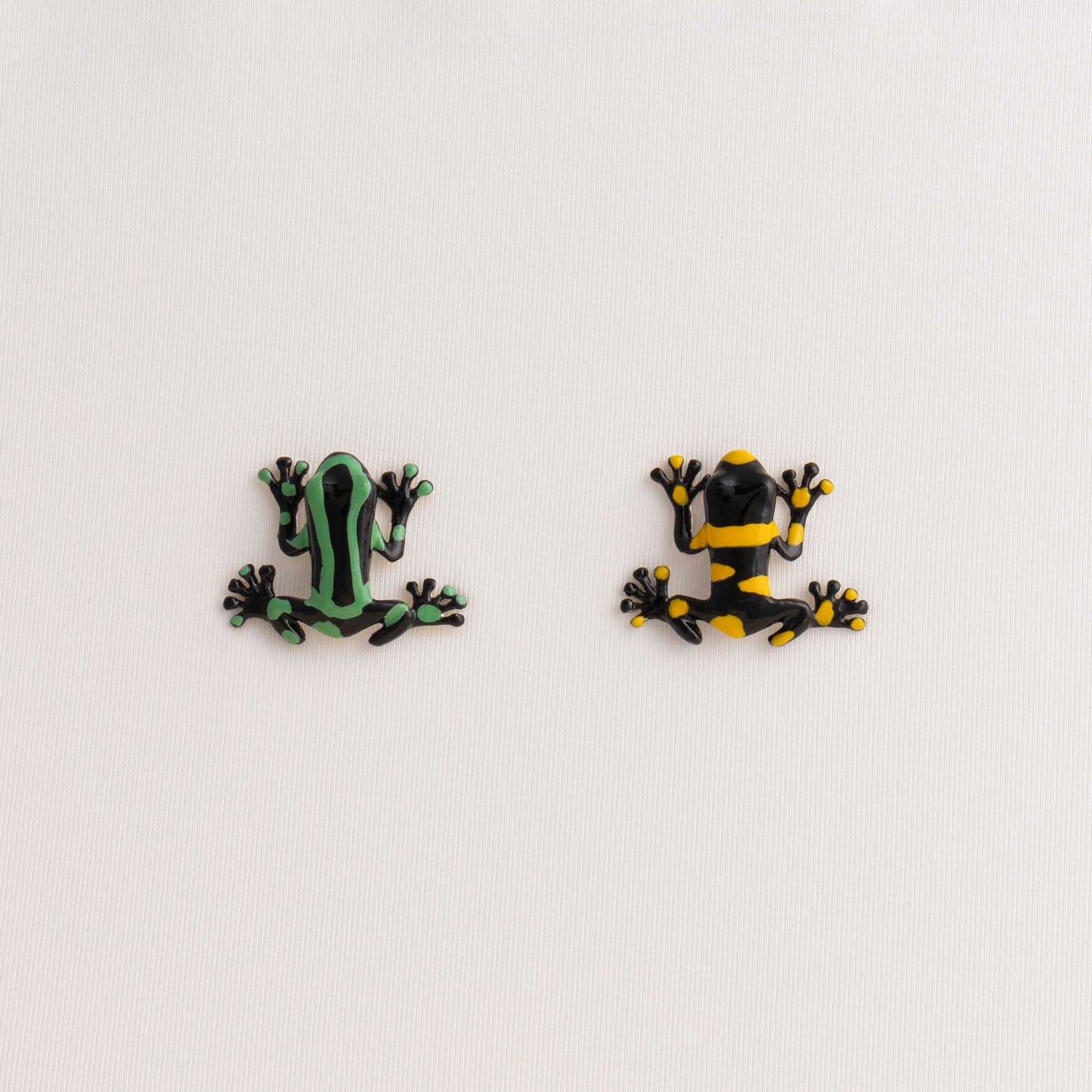 ARETES RANA DARDO