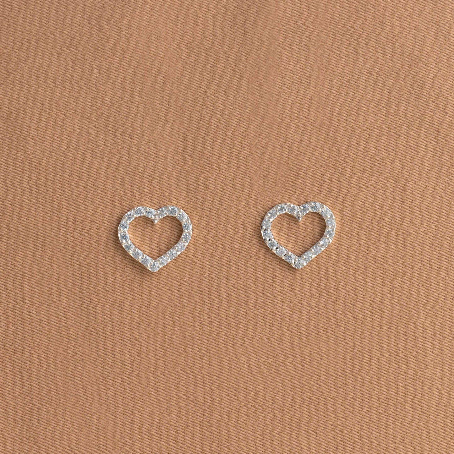 Aretes Corazón Engaste