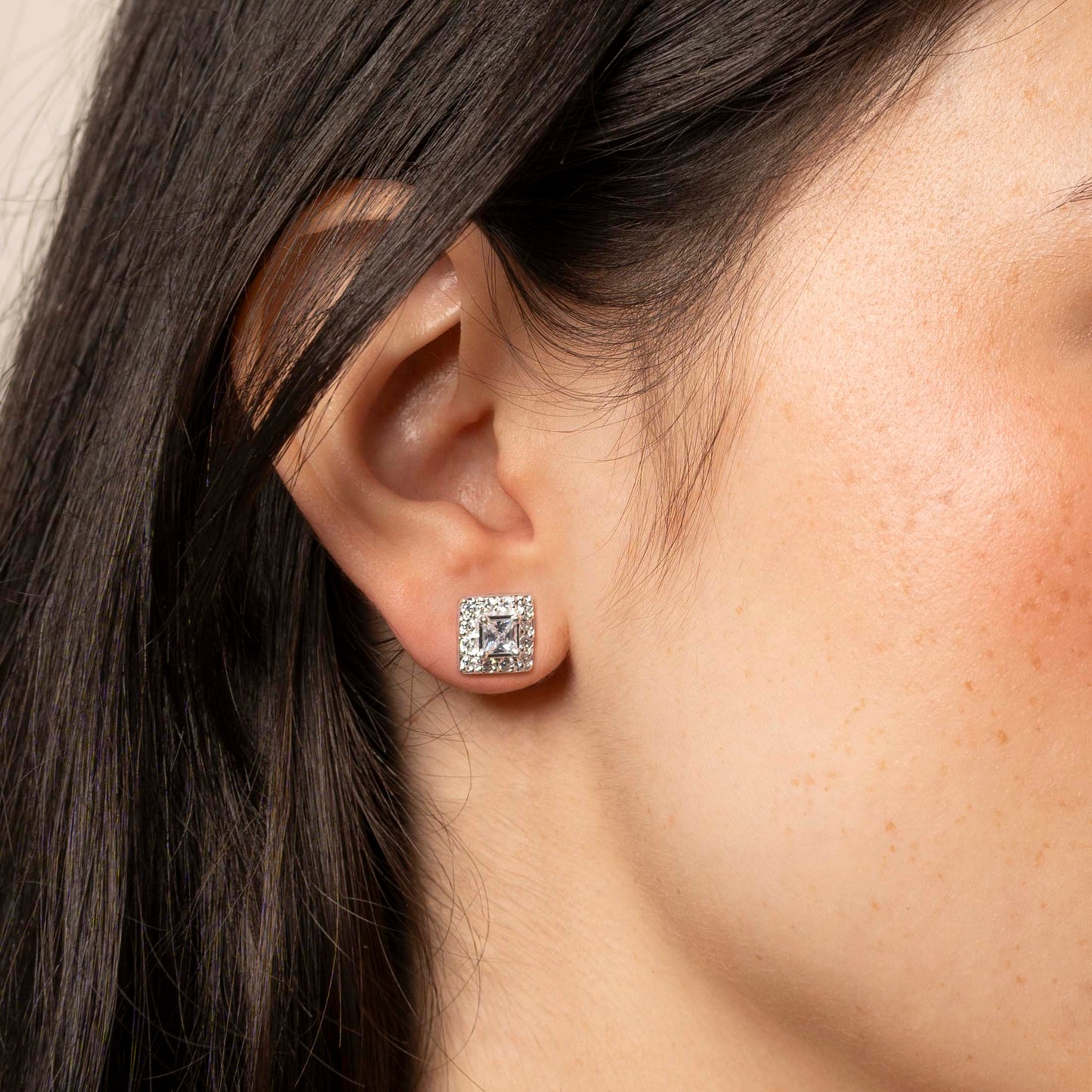 ARETES AMARANTA