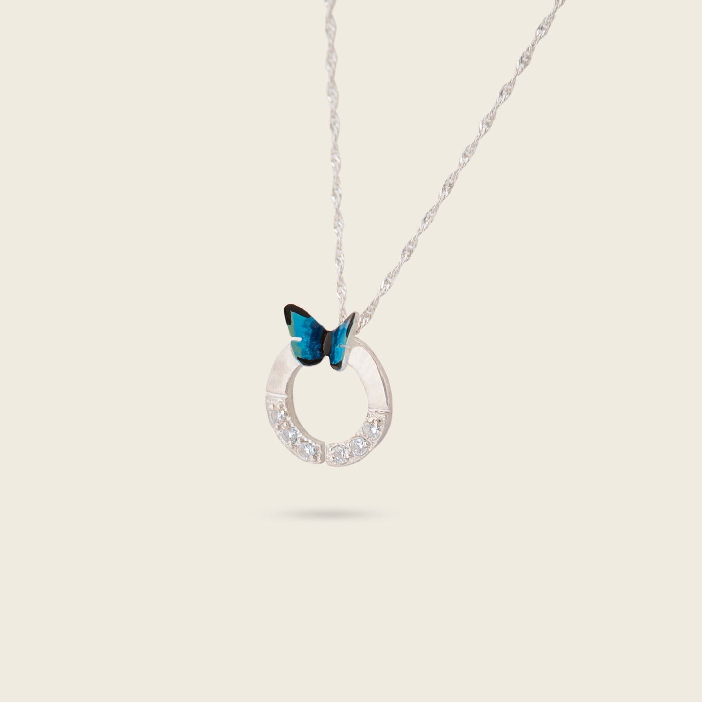 COLLAR HERRADURA DE MARIPOSA MORPHO