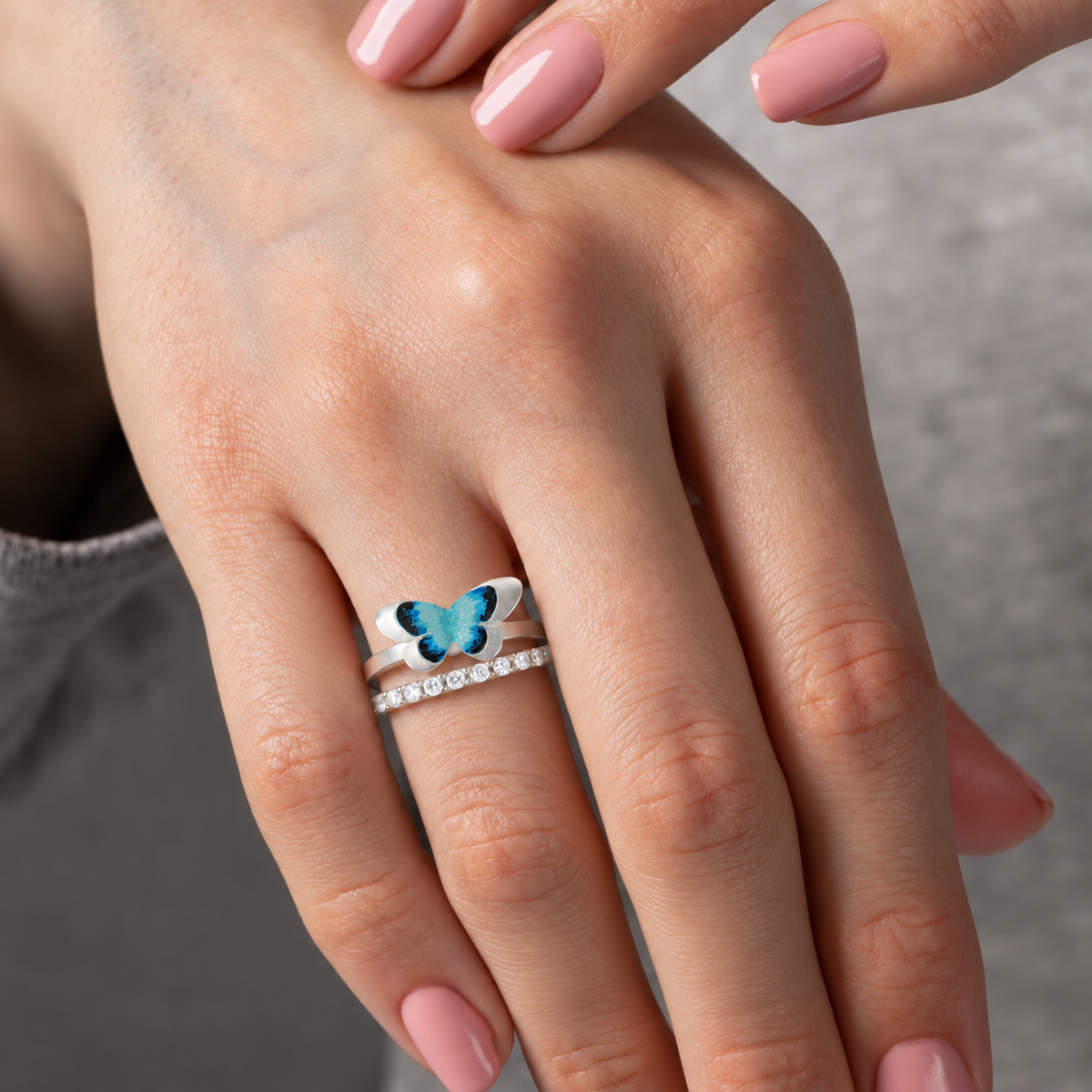 ANILLO MARIPOSA SALTARINA