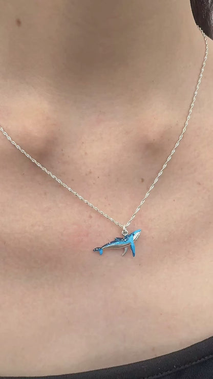 COLLAR BALLENA JOROBADA